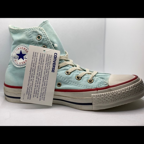 Converse - Picture 2 of 3